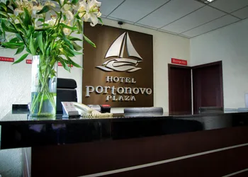 Hotel Portonovo Plaza Centro hotel thumbnail 4