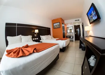 Hotel Oliba hotel thumbnail 5