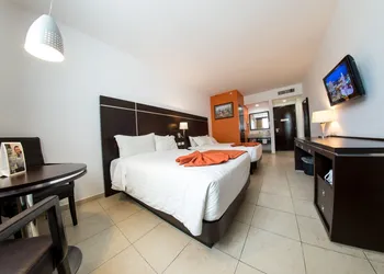 Hotel Oliba hotel thumbnail 8