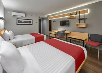 City Express by Marriott Monterrey Aeropuerto hotel thumbnail 4
