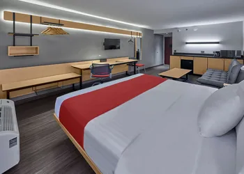 City Express by Marriott Monterrey Aeropuerto hotel thumbnail 7