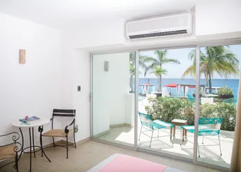 Hotel B Cozumel hotel thumbnail 5