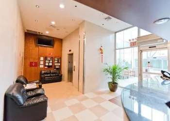 Dynasty Hotel and Suites New York LaGuardia Hotel hotel thumbnail 2