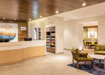 Fairfield Inn & Suites by Marriott Cancun Downtown hotel thumbnail 3