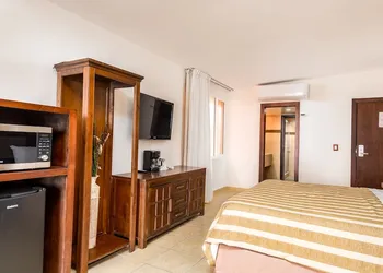 Puerto Nuevo Baja Hotel & Villas hotel thumbnail 6