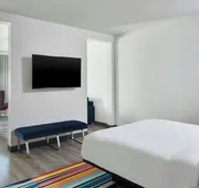 Aloft Wilmington at Coastline Center hotel detail image 7