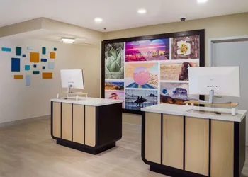 Sonesta ES Suites San Francisco Airport Oyster Point Waterfront hotel thumbnail 2