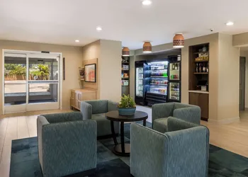 Sonesta ES Suites San Francisco Airport Oyster Point Waterfront hotel thumbnail 4