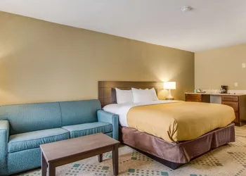 Suburban Studios Hotel Kingsland Near I-95 hotel thumbnail 6