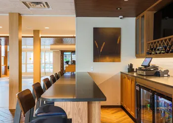 Fairfield Inn & Suites by Marriott Marquette hotel thumbnail 3