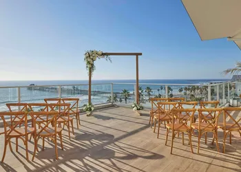 The Seabird Ocean Resort & Spa, Part of Destination Hotel by Hyatt hotel thumbnail 3