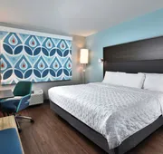 Tru by Hilton Beckley hotel detail image 4