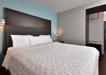 Tru by Hilton Beckley hotel thumbnail 6
