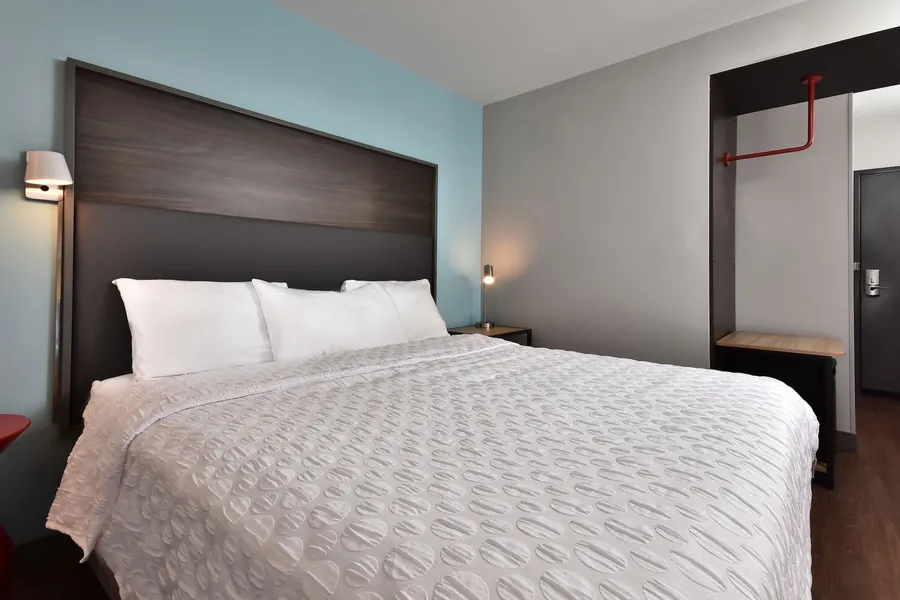 Tru by Hilton Beckley hotel detail image 6