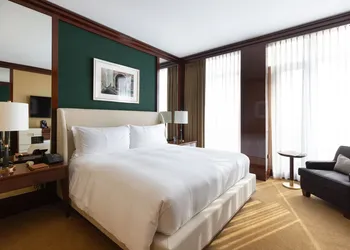 Casa Cipriani New York hotel thumbnail 3