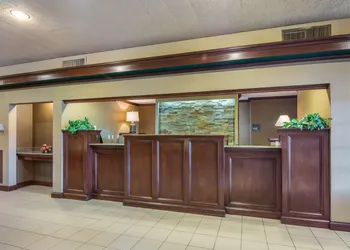 Cayuga Blu Hotel hotel thumbnail 2