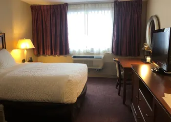 Cayuga Blu Hotel hotel thumbnail 8
