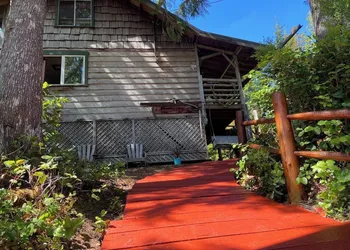 Woods End Landing hotel thumbnail 2