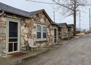 Rockwood Resort Motel hotel thumbnail 6