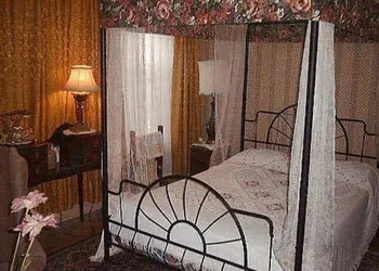Pimblett's Downtown Toronto B&B hotel thumbnail 5