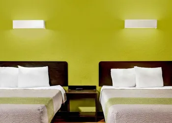 Motel 6 Indianapolis, IN hotel thumbnail 4