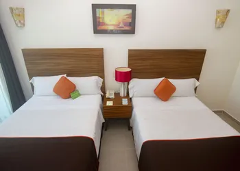 Hotel Playa Caracol hotel thumbnail 8