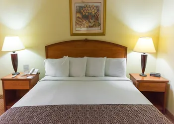 Hafersons Inn Hotel & Suites hotel thumbnail 5