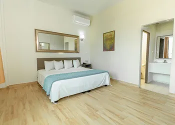 Hotel Plaza del Arco Express hotel thumbnail 4