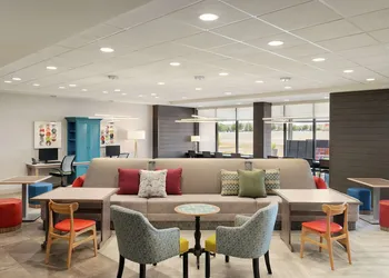 Home2 Suites By Hilton Alamogordo White Sands hotel thumbnail 4