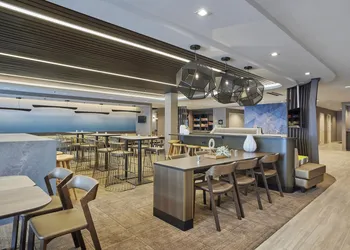 SpringHill Suites by Marriott Chicago Chinatown hotel thumbnail 6