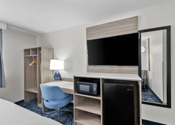 Clarion Pointe Shreveport West hotel thumbnail 5