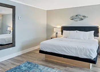Hôtel-Motel Manoir de Percé hotel thumbnail 3