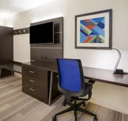 Holiday Inn Express & Suites Gilbert Mesa Gateway Airport by IHG hotel detail image 7