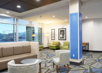 Holiday Inn Express & Suites Dallas Central Market Center by IHG hotel thumbnail 4