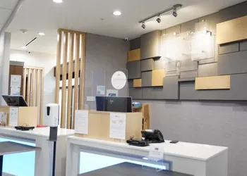 Holiday Inn Express & Suites Dallas Central Market Center by IHG hotel thumbnail 6