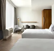 TownePlace Suites by Marriott New York Long Island City/Manhattan View hotel detail image 5