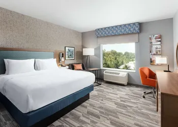 Hampton Inn Bellingham Airport hotel thumbnail 6