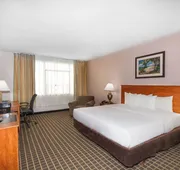 Clarion Inn & Suites Miami International Airport hotel detail image 7