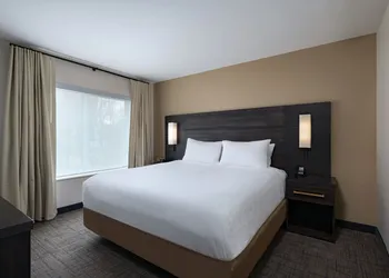 Residence Inn by Marriott New Brunswick Tower Center Blvd hotel thumbnail 8