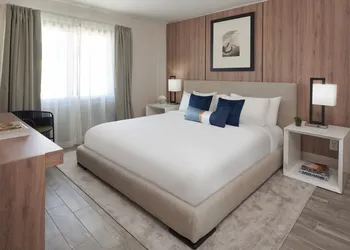 Hillsboro Beach Resort by Kasa hotel thumbnail 3