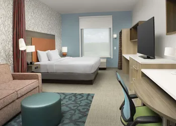 Home2 Suites by Hilton Fort Myers Airport hotel thumbnail 7