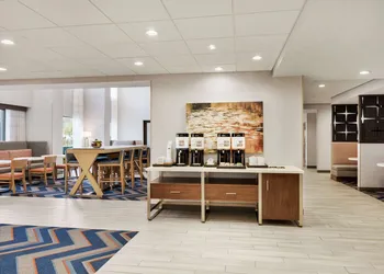 Hampton Inn & Suites Olean hotel thumbnail 2