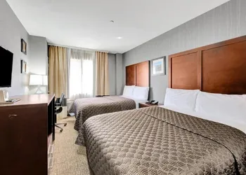 Hotel Pergola JFK Airport hotel thumbnail 4