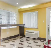 OYO Superior Budget Inn Bartow hotel detail image 3
