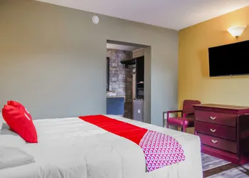 OYO Superior Budget Inn Bartow hotel thumbnail 7