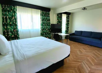 Bell Vista Motel hotel thumbnail 8