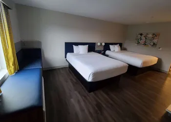Microtel Inn & Suites by Wyndham Milford hotel thumbnail 4