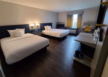 Microtel Inn & Suites by Wyndham Milford hotel thumbnail 7