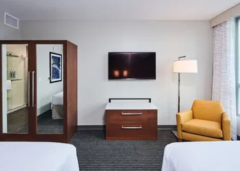 Residence Inn by Marriott Berkeley hotel thumbnail 8