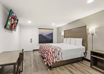 Red Roof Inn Wytheville hotel thumbnail 7